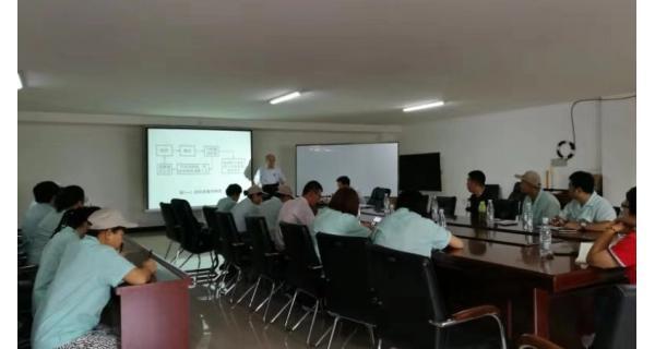 ▌長嶺紡電新聞 ▌紡電公司開展“走近紡企，服務(wù)用戶”技術(shù)培訓(xùn)活動